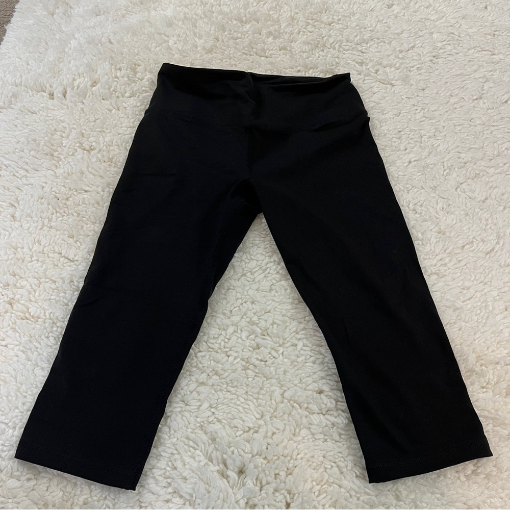 Victoria’s Secret sport knockout crop leggings